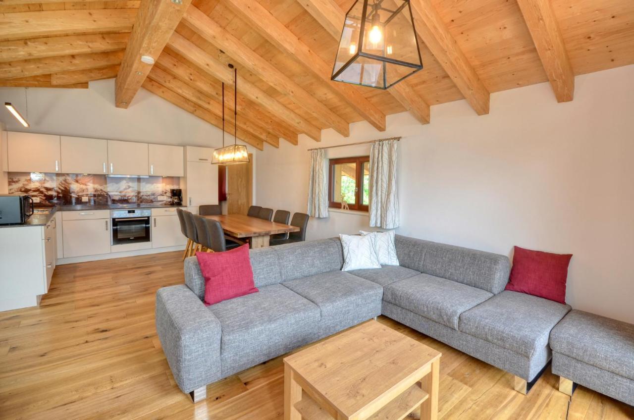 Ski-in / Ski-out Chalet Maiskogel Bergli by Alpen Apartments Kaprun Eksteriør bilde