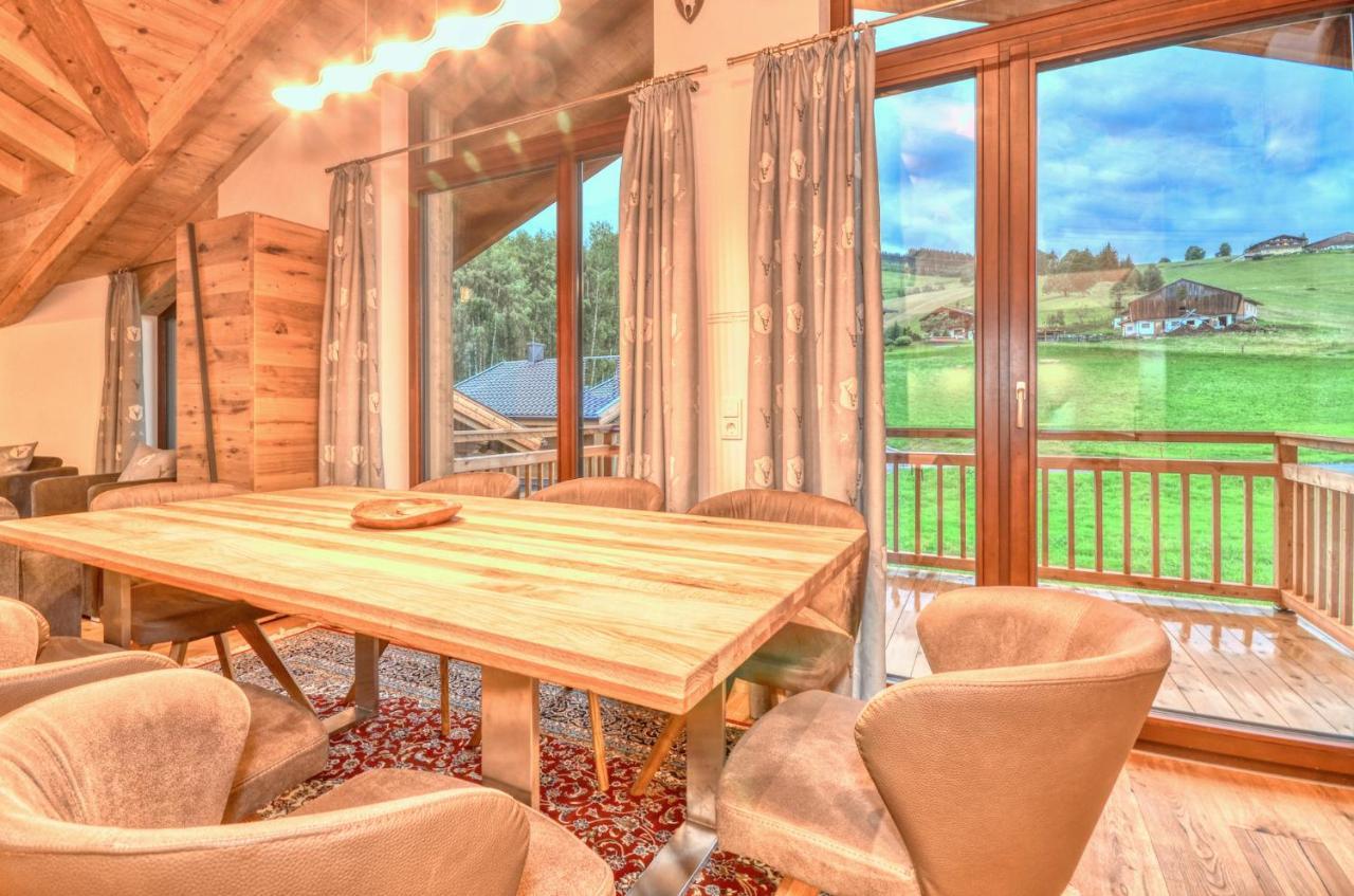 Ski-in / Ski-out Chalet Maiskogel Bergli by Alpen Apartments Kaprun Eksteriør bilde